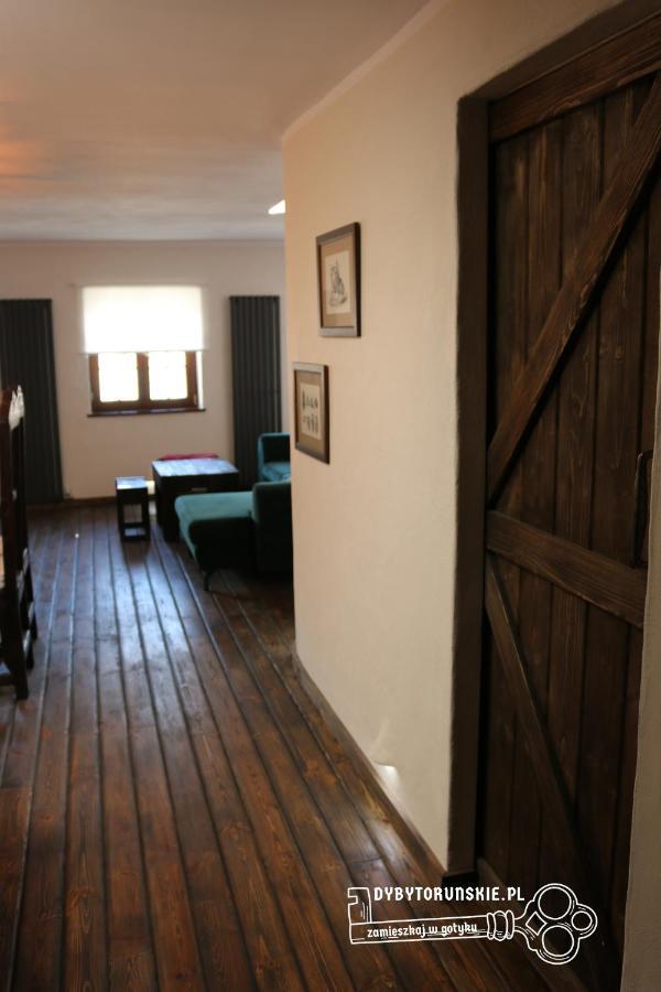 Ferienwohnung Gotyk Na Dotyk Z Tarasem Na Dachu Thorn Exterior foto